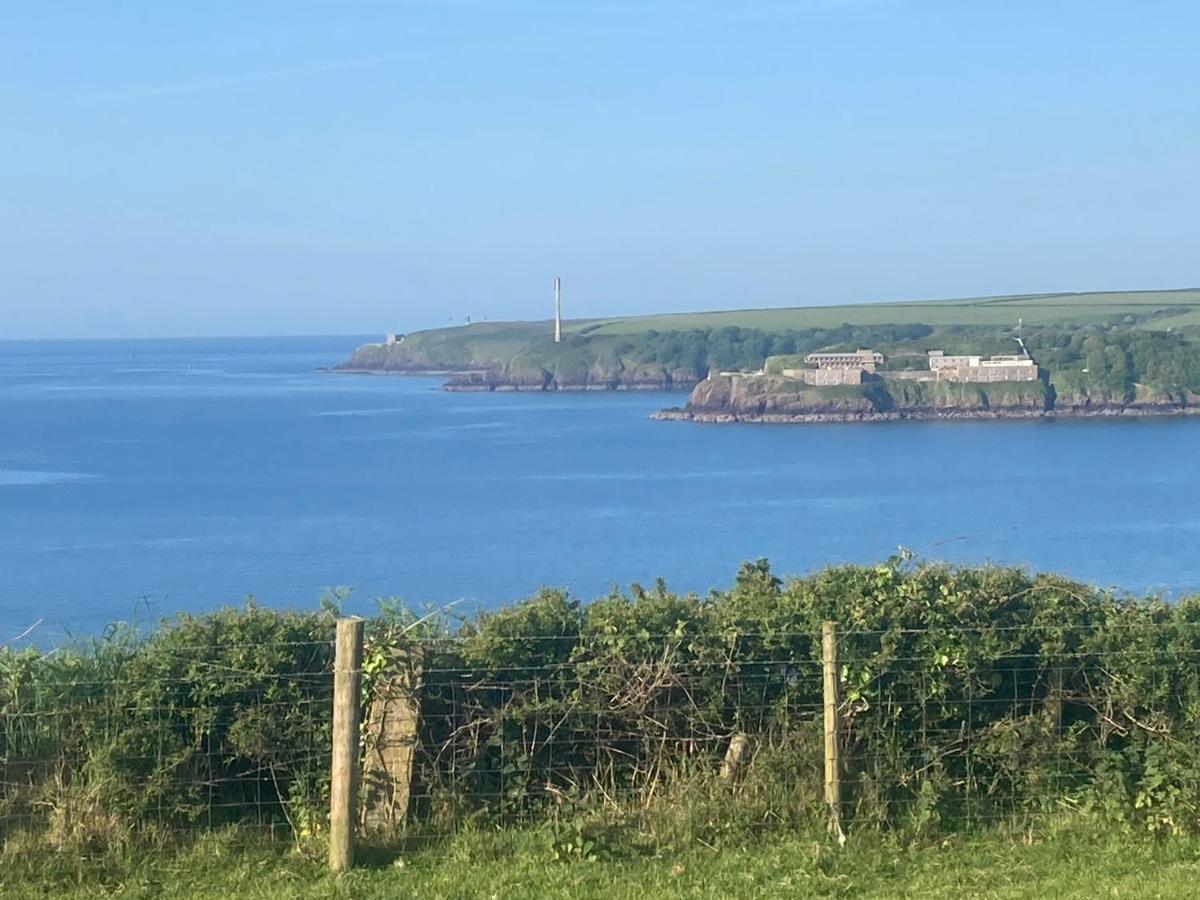 Coast Path Camping Saint Ishmaels  Exterior foto