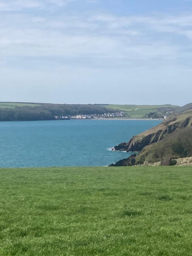 Coast Path Camping Saint Ishmaels  Exterior foto